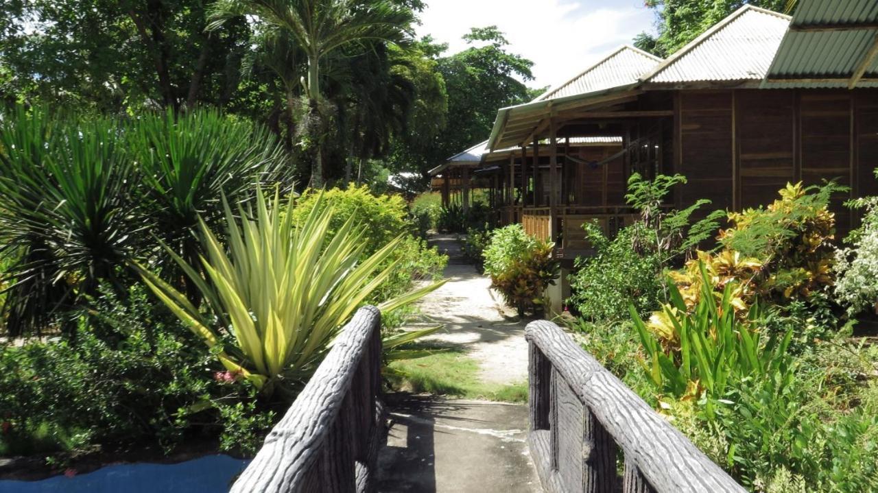 Two Fish Resort Bunaken Exterior foto