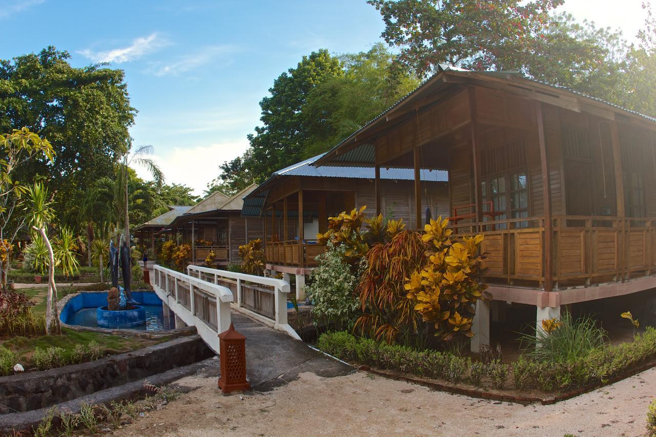 Two Fish Resort Bunaken Exterior foto